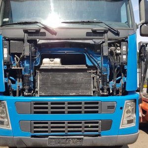KOMPLET CHLODNIC VOLVO FH 12
